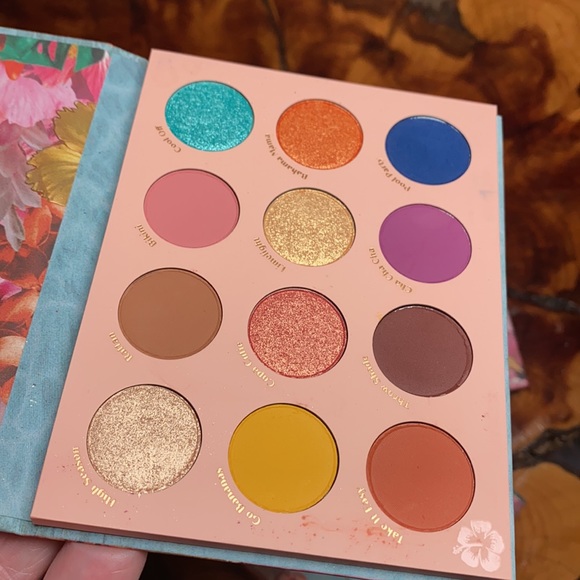 COLOURPOP CP CABANA CLUB EYESHADOW PALETTE BOUTIQUE UNTOUCHED NWT RARE LUXE - Picture 2 of 3